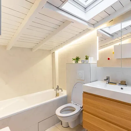 Appartamento Guestready - Great Ap Near Buttes Chaumont Park Parigi